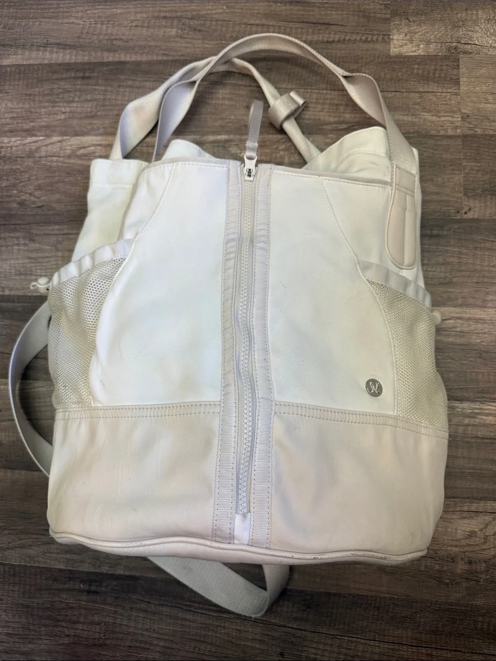 Lululemon Tennis Rally Bag 21L